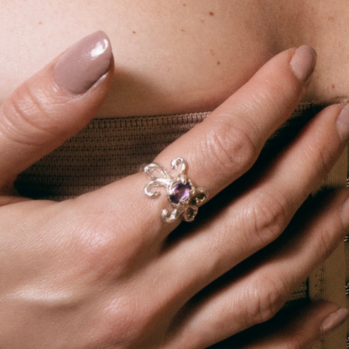 Anillo Valra