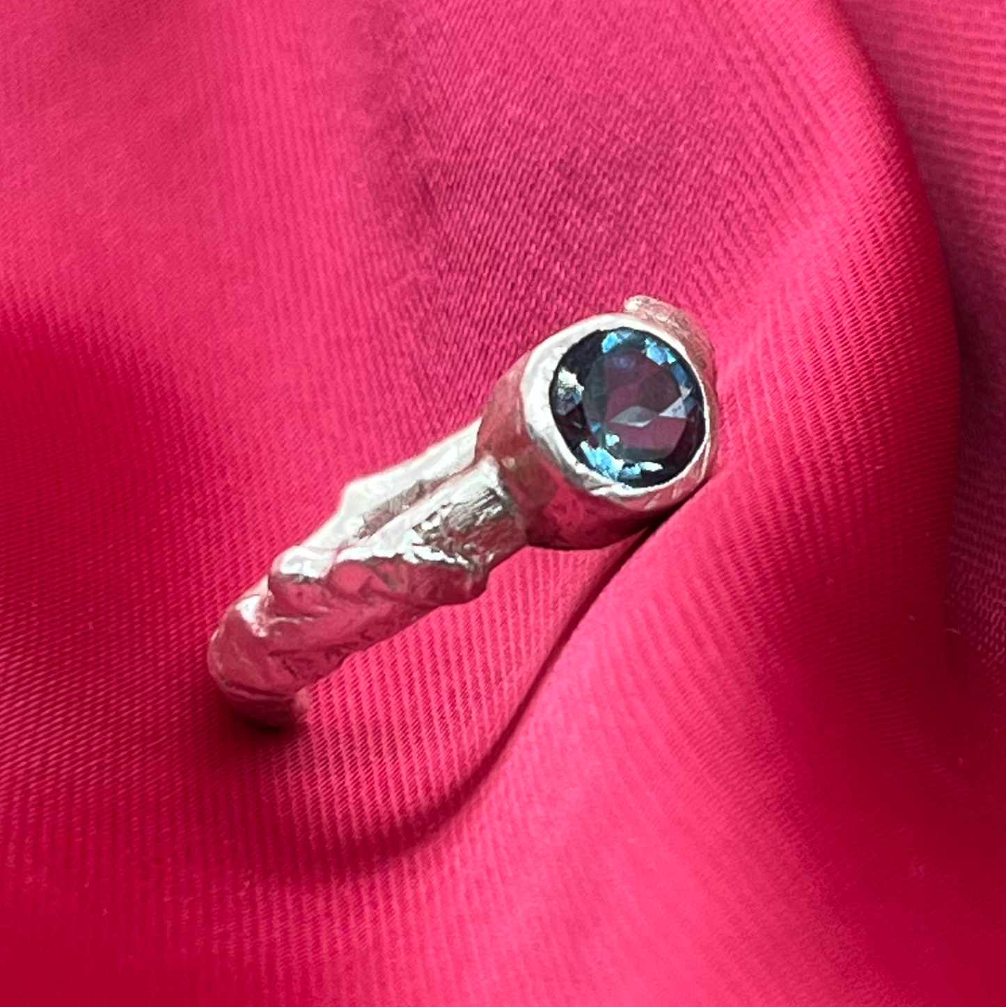 Anillo Fanzy Topacio london blue (a pedido)