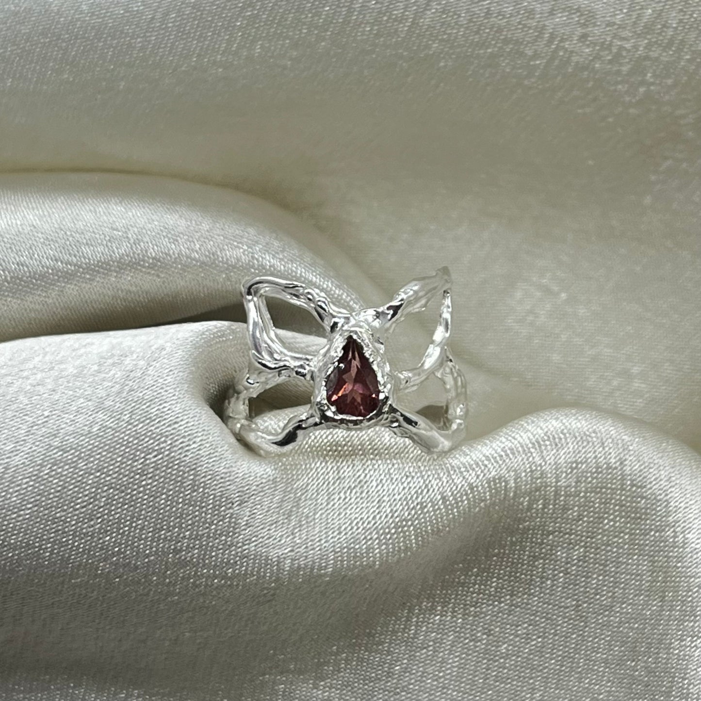 Anillo Tiara