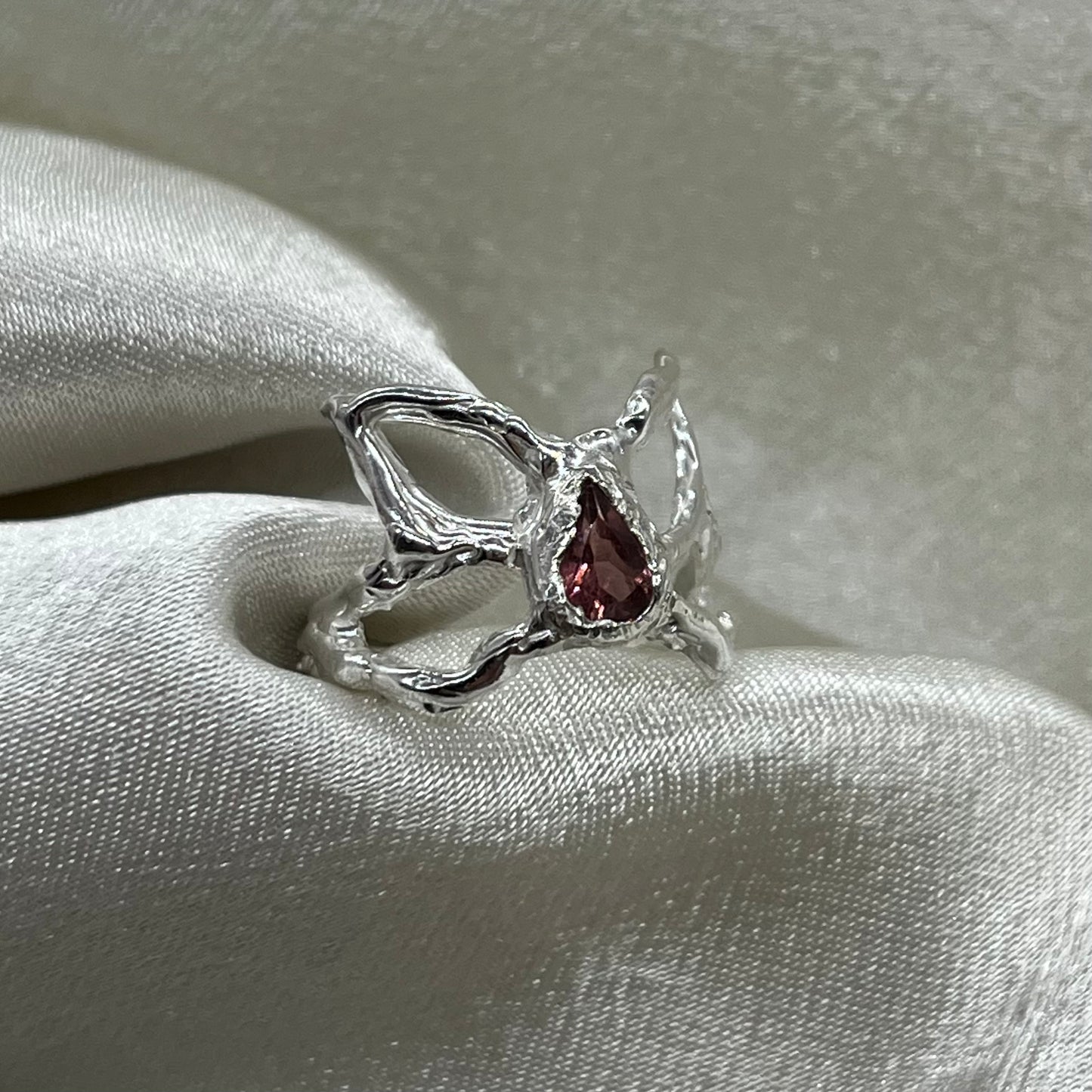 Anillo Tiara