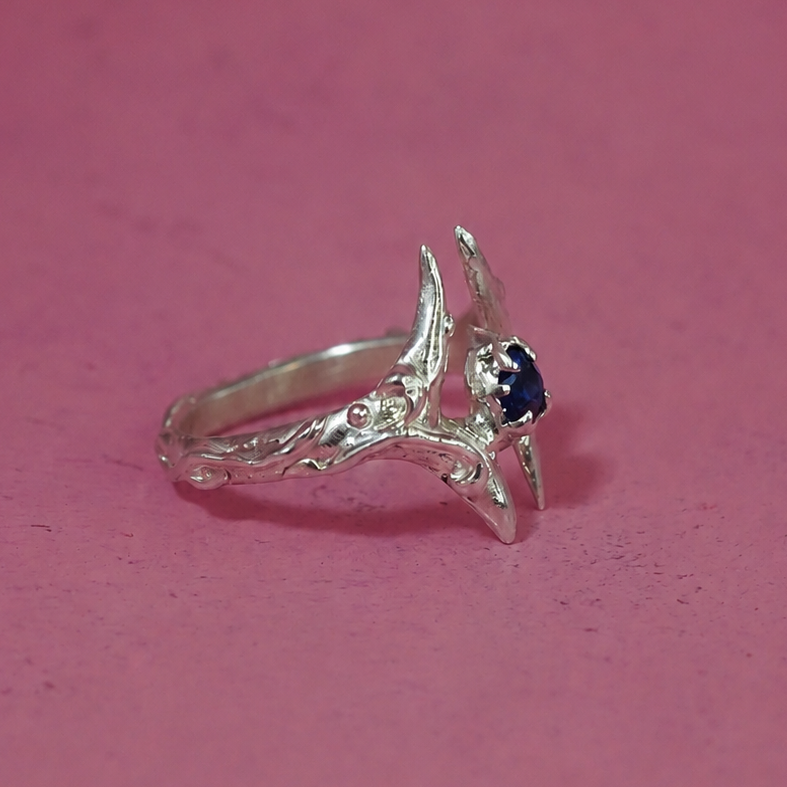 Anillo Nargylia II Zafiro