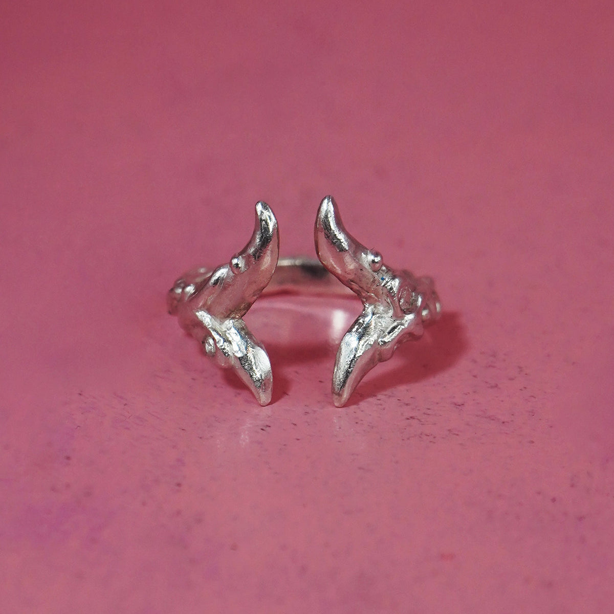 Anillo Ylia (a pedido)