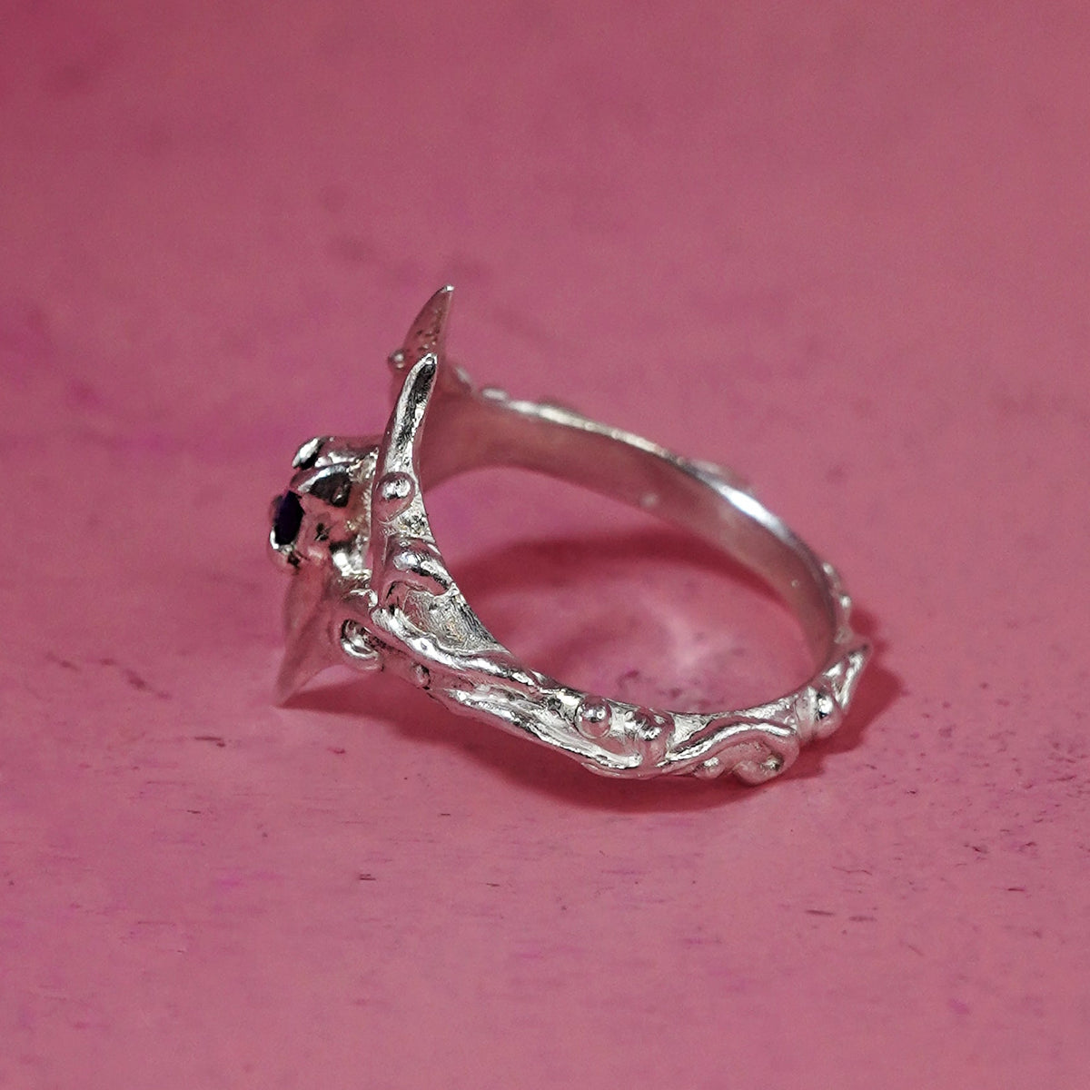 Anillo Nargylia II Zafiro