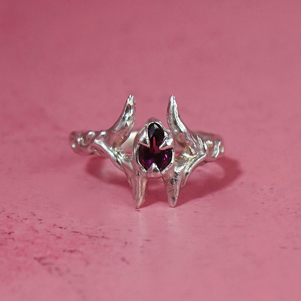 Anillo Nargilya I granate