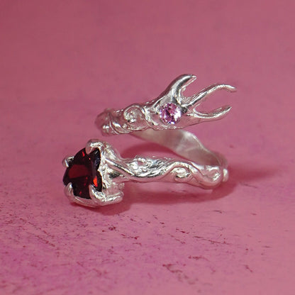 Anillo Sagyria Sacra (a pedido)