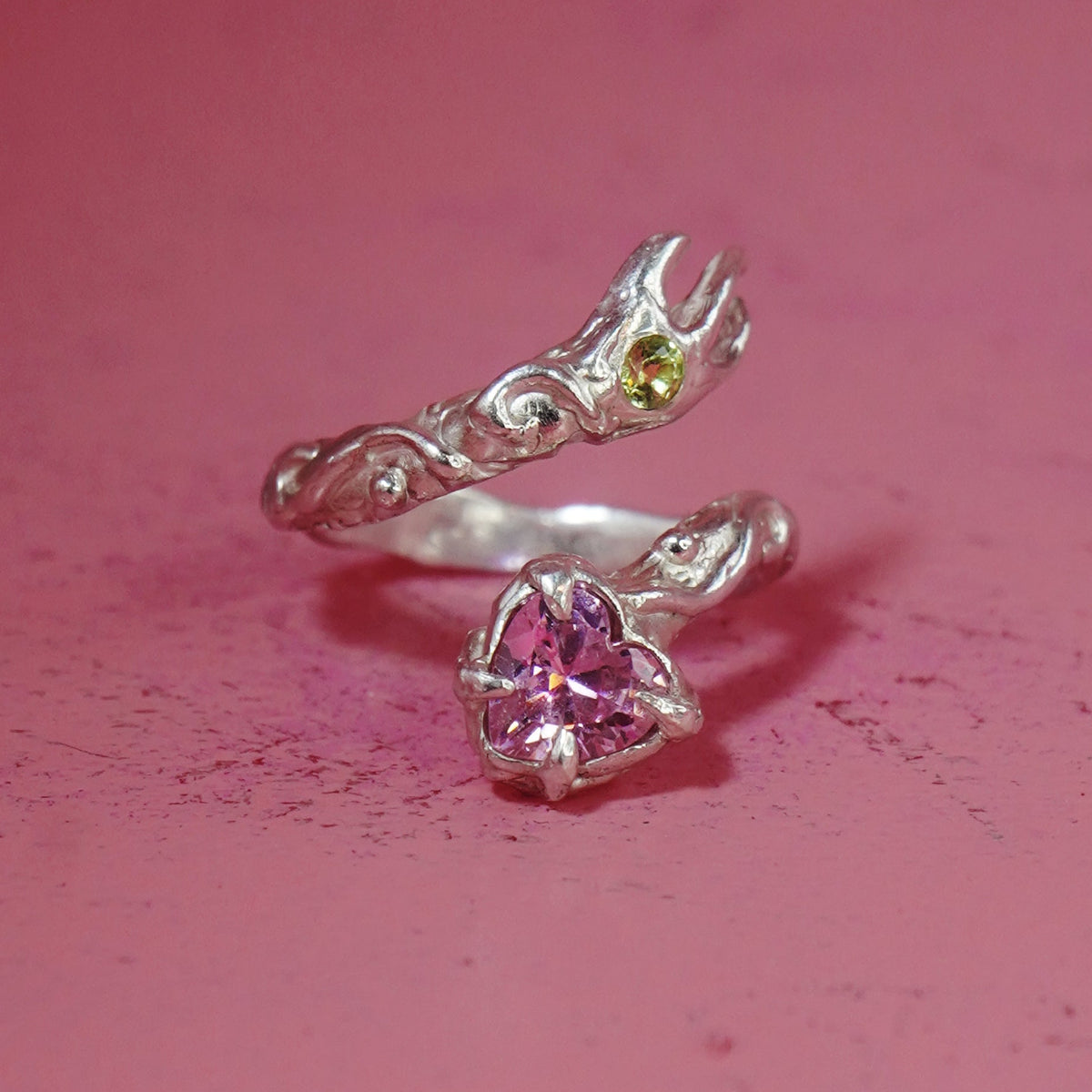 Anillo Sagyria Sacra (a pedido)