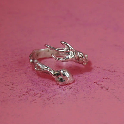 Anillo Sagyria