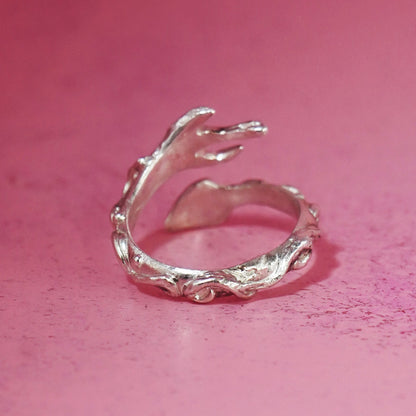 Anillo Sagyria