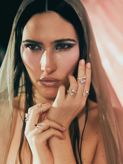 Anillo Sagyria