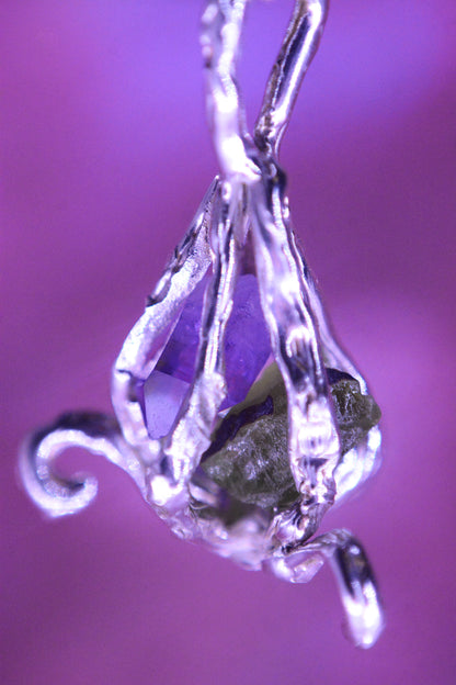 Colgante halyomanthis
